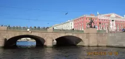 Экскурсия по каналам С.Петербурга