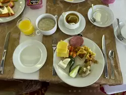 Что можно набрать на завтрак в ресторане теплохода «Василий Суриков»