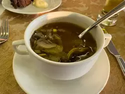 Суп на ужин в ресторане теплохода «Василий Суриков»