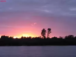 Закат на реке Белой