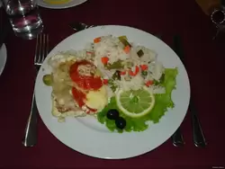 Питание в ресторане теплохода «Максим Рыльский»