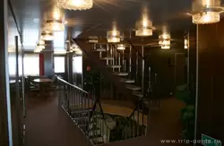 Лестница в кормовом пролете теплохода «Александр Радищев»