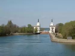 Шлюза №15 Волго-Дона в Цимлянской ГЭС