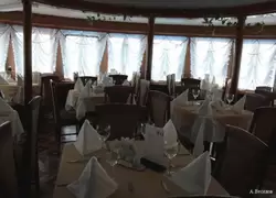 Ресторан на шлюпочной палубе, теплоход «Октябрьская Революция»