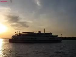 Теплоход «Господин Великий Новгород» на Ладожском озере